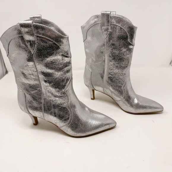 Dolce Vita Shoes - Dolce Vita Silver Leather Slouchy Kitten Heel Western Cowboy Boots Size 6